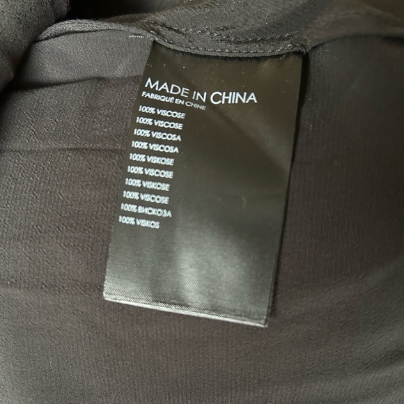 Club Monaco Twist Neck Top size M - Picture 2 of 3